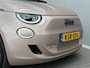 Fiat 500 La Prima 42 kWh / SOH 94% / Apple Carplay/Android Auto / Achteruitrijcamera / Adaptieve Cruise Control / Lichtmetalen Velgen 17" / Navigatie / 3-fase / Snelladen /