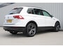 Volkswagen Tiguan 1.4 TSI ACT Connected Series | Incl. 12 maanden garantie | Cruise control | Climate control | Wegklapbare trekhaak | Stoelverwarming | Navigatie | Lane assist |