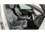 Volvo S60 2.0 B4 197PK R-DESIGN AUTOMAAT / NAVI / LEDER / CLIMA / FULL-LED / 18" LMV / KEYLESS / ADAPT. CRUISECONTROL / ELEKTR. TREKHAAK / ORG. NL. !!