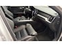 Volvo S60 2.0 B4 197PK R-DESIGN AUTOMAAT / NAVI / LEDER / CLIMA / FULL-LED / 18" LMV / KEYLESS / ADAPT. CRUISECONTROL / ELEKTR. TREKHAAK / ORG. NL. !!