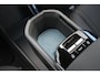 Volvo EX30 Single Motor Extended Range Plus 69 kWh | Adaptieve Cruise Control met Pilot Assist | Premium Harman/Kardon Audio | Sfeerverlichting interieur | Premium audio by Harman Kardon | Verwarmbare voorstoelen + stuurwiel | Elektrische voorstoelen | Park Assist voor + achter | Parkeercamera | Blind Spot Information System