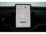 Volvo EX30 Single Motor Extended Range Plus 69 kWh | Adaptieve Cruise Control met Pilot Assist | Premium Harman/Kardon Audio | Sfeerverlichting interieur | Premium audio by Harman Kardon | Verwarmbare voorstoelen + stuurwiel | Elektrische voorstoelen | Park Assist voor + achter | Parkeercamera | Blind Spot Information System