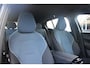 Volvo EX30 Single Motor Extended Range Plus 69 kWh | Adaptieve Cruise Control met Pilot Assist | Premium Harman/Kardon Audio | Sfeerverlichting interieur | Premium audio by Harman Kardon | Verwarmbare voorstoelen + stuurwiel | Elektrische voorstoelen | Park Assist voor + achter | Parkeercamera | Blind Spot Information System