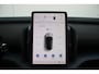 Volvo EX30 Single Motor Extended Range Plus 69 kWh | Adaptieve Cruise Control met Pilot Assist | Premium Harman/Kardon Audio | Sfeerverlichting interieur | Premium audio by Harman Kardon | Verwarmbare voorstoelen + stuurwiel | Elektrische voorstoelen | Park Assist voor + achter | Parkeercamera | Blind Spot Information System