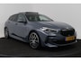 BMW 1-Serie 118i Introduction Edition M Sport (PANO, M-PAKKET, CAMERA, STUURVERWARMING, SFEERVERLICHTI