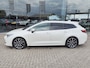 Toyota Corolla Touring Sports 2.0 Hybrid Executive | Schuif-Kanteldak | JBL | Navi | Sensoren v/a