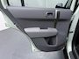 Kia EV3 Plus 58.3 kWh - Stoel-/stuurverwarming - Cruise Control - Climate Control - Blind Spot - Navigatie - Fabrieksgarantie tot 02-2032
