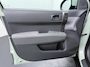 Kia EV3 Plus 58.3 kWh - Stoel-/stuurverwarming - Cruise Control - Climate Control - Blind Spot - Navigatie - Fabrieksgarantie tot 02-2032