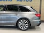 Audi A4 Avant 40 TFSI S edition Competition 3x S-LINE | VIRT.COCKPIT | SFEERVERLICHT |TREKHAAK | CARPLAY | 1E EIG | BTW | NAP . NL