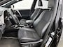 Toyota RAV4 2.5 Hybrid AWD Style | Dealer Onderhouden | 1650KG Trekgewicht | Stoelverwarming | Climate Control | Cruise Control Adaptive | Achteruitrijcamera | Parkeersensoren voor+achter | Elektrisch verstelbare stoel |