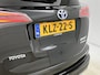 Toyota RAV4 2.5 Hybrid AWD Style | Dealer Onderhouden | 1650KG Trekgewicht | Stoelverwarming | Climate Control | Cruise Control Adaptive | Achteruitrijcamera | Parkeersensoren voor+achter | Elektrisch verstelbare stoel |