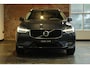 Volvo XC60 T4 Momentum Pro | Semi-Electrische Inklapbare Trekhaak | Dealeronderhouden | Comfortstoelen | Lederenbekleding | 4-seizoenenbanden | Cruise Control | Navigatie | Stoelverwarming | stuurwielverwarming | Navigatie | Cruise Control |
