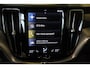 Volvo XC60 T4 Momentum Pro | Semi-Electrische Inklapbare Trekhaak | Dealeronderhouden | Comfortstoelen | Lederenbekleding | 4-seizoenenbanden | Cruise Control | Navigatie | Stoelverwarming | stuurwielverwarming | Navigatie | Cruise Control |