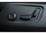 Volvo XC40 B4 Plus Black Edition | Panoramadak | 360° Parkeercamera | Parkeersensoren voor + achter | Semi Electrische Wegklapbare Trekhaak | Google Infotainment | Electrische bedienbare voorstoelen | Adaptive Cruise Control | Stoelverwarming | Stuurwielverwarming