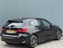 BMW 1-Serie BWJ 2021 | 118i 136PK High Ex. AUTOMAAT | LEER | M-PAKKET | CLIMA | NAVI | SPORTSTOELEN | 18'' LMV | STOELVERW | CARPLAY |