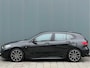 BMW 1-Serie BWJ 2021 | 118i 136PK High Ex. AUTOMAAT | LEER | M-PAKKET | CLIMA | NAVI | SPORTSTOELEN | 18'' LMV | STOELVERW | CARPLAY |