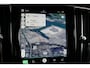 Volvo V60 T8 Plug-in hybrid AWD Plus Dark | Trekhaak | Panoramadak | Verwarmbare voorstoelen, achterbank en stuurwiel | Head-up display | 360 graden camera | Premium audio by Harman Kardon | Apple carplay/Android auto
