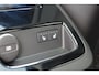 Volvo V60 T8 Plug-in hybrid AWD Plus Dark | Trekhaak | Panoramadak | Verwarmbare voorstoelen, achterbank en stuurwiel | Head-up display | 360 graden camera | Premium audio by Harman Kardon | Apple carplay/Android auto