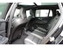 Volvo V60 T8 Plug-in hybrid AWD Plus Dark | Trekhaak | Panoramadak | Verwarmbare voorstoelen, achterbank en stuurwiel | Head-up display | 360 graden camera | Premium audio by Harman Kardon | Apple carplay/Android auto