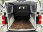Opel Vivaro 2.0 CDTI L3H1 DC Innovation 150 PK | HUD | Camera | Climate Control | Navigatie | Betimmering | Keyless entry | 17" LMV | 2500KG trekgewicht |