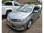 Toyota Auris 1.8 Hybrid Lease. 1ste eigenaar, dealer onderhouden. O.a. navi, pano, cruise, camera, etc. Prijs incl garantie!