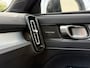 Volvo XC40 2.0 B4 Plus Dark | Trekhaak | H&K Audio | Memory |