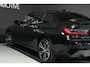 BMW 3-Serie 320e M Sport / ACC / CAMERA / LEDER / CARPLAY / STUUR+STOELVERW
