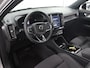 Volvo XC40 Single Motor Extened Range Core 82 kWh | Navigatie | Trekhaak | Apple CarPlay/Android Auto | Comfortstoelen | DAB | LED | Sportstuur | Stoel/Stuurverwarming |