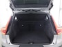 Volvo XC40 Single Motor Extened Range Core 82 kWh | Navigatie | Trekhaak | Apple CarPlay/Android Auto | Comfortstoelen | DAB | LED | Sportstuur | Stoel/Stuurverwarming |