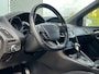 Ford Focus Wagon BWJ 2017 | 1.5TDCI 120PK ST-Line AUTOMAAT | TREKHAAK | CARPLAY | PDC 2X | NAVI | AIRCO | PRIVACY GLASS |