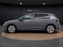 Volkswagen Golf 1.5 eHybrid Life | Trekhaak | Camera | Side Assist | ACC | Stuur-/Stoelverwarming | Spiegelpakket | Getint Glas | 17'' |