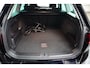 Volkswagen Passat Variant 1.4 eHybrid 204 pk 6-DSG | Navigatie | Stoel/Stuurverwarming | Adaptieve Cruise | Camera | Massage | Achterbank in delen neerklapbaar | Achteruitrijcamera | Audio installatie