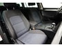 Volkswagen Passat Variant 1.4 eHybrid 204 pk 6-DSG | Navigatie | Stoel/Stuurverwarming | Adaptieve Cruise | Camera | Massage | Achterbank in delen neerklapbaar | Achteruitrijcamera | Audio installatie