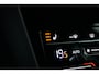 Volkswagen Passat Variant 1.4 eHybrid 204 pk 6-DSG | Navigatie | Stoel/Stuurverwarming | Adaptieve Cruise | Camera | Massage | Achterbank in delen neerklapbaar | Achteruitrijcamera | Audio installatie