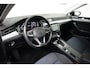 Volkswagen Passat Variant 1.4 eHybrid 204 pk 6-DSG | Navigatie | Stoel/Stuurverwarming | Adaptieve Cruise | Camera | Massage | Achterbank in delen neerklapbaar | Achteruitrijcamera | Audio installatie