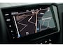 Volkswagen Passat Variant 1.4 eHybrid 204 pk 6-DSG | Navigatie | Stoel/Stuurverwarming | Adaptieve Cruise | Camera | Massage | Achterbank in delen neerklapbaar | Achteruitrijcamera | Audio installatie