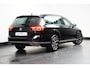 Volkswagen Passat Variant 1.4 eHybrid 204 pk 6-DSG | Navigatie | Stoel/Stuurverwarming | Adaptieve Cruise | Camera | Massage | Achterbank in delen neerklapbaar | Achteruitrijcamera | Audio installatie