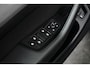 Volkswagen Passat Variant 1.4 eHybrid 204 pk 6-DSG | Navigatie | Stoel/Stuurverwarming | Adaptieve Cruise | Camera | Massage | Achterbank in delen neerklapbaar | Achteruitrijcamera | Audio installatie