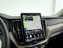 Volvo XC60 T6 Plug-in hybrid AWD Plus Dark | SOH 100% | Panoramadak | 360° camera | Luchtvering | Harman Kardon | Head-up display | Stoel- en Stuurverwarming | Trekhaak