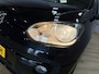 Volkswagen Up! 1.0 move up! BlueMotion Airco | Cruise Control | Stoel Verwarming | Navigatie | Parkeer Sensoren