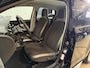 Volkswagen Up! 1.0 move up! BlueMotion Airco | Cruise Control | Stoel Verwarming | Navigatie | Parkeer Sensoren