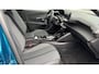 Peugeot e-2008 Allure | Active Safety Brake met camera en radar (automatisch noodremsysteem) met Distance Alert (waarschuwing dreigende aanrijding) | Advanced Active Safety Brake met camera en radar | Climate Control