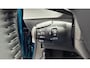 Peugeot e-2008 Allure | Active Safety Brake met camera en radar (automatisch noodremsysteem) met Distance Alert (waarschuwing dreigende aanrijding) | Advanced Active Safety Brake met camera en radar | Climate Control
