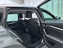 Skoda Octavia Combi 1.0 TSI 110pk Business Edition Plus Navigatie Parkeersensoren Sfeerverlichting