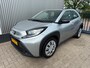 Toyota Aygo X 1.0 VVT-i MT Play / APPLE CARPLAY / ACHTERUITRIJCAMERA / AIRCO / CRUISE CONTROL / 1E EIGENAAR /NL-AUTO / NETTE STAAT