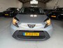 Toyota Aygo X 1.0 VVT-i MT Play / APPLE CARPLAY / ACHTERUITRIJCAMERA / AIRCO / CRUISE CONTROL / 1E EIGENAAR /NL-AUTO / NETTE STAAT