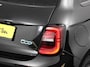 Fiat 500e C Icon 42 kWh Automaat Climate control Cruise control Parkeersensoren Achteruitrijcamera Keyless Navigatie Apple Carplay/ Android Auto Lichtmetalen velgen Radio