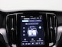 Volvo V60 2.0 B4 Core 197PK Aut. Trekhaak, Achteruitrijcamera, Keyless, 19" LM Velgen, Navi, Stoelverwarming voor en achter, Adaptieve Cruise Control