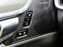 Volvo V90 2.0 B4 Momentum Business 1e Eigenaar | Origineel Nederlands | Trekhaak | Apple Carplay | Android Auto | Stoel- en Stuurverwarming | Lederen Bekleding | Cruise Control | Achteruitrijcamera
