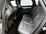 Volvo V90 2.0 B4 Momentum Business 1e Eigenaar | Origineel Nederlands | Trekhaak | Apple Carplay | Android Auto | Stoel- en Stuurverwarming | Lederen Bekleding | Cruise Control | Achteruitrijcamera